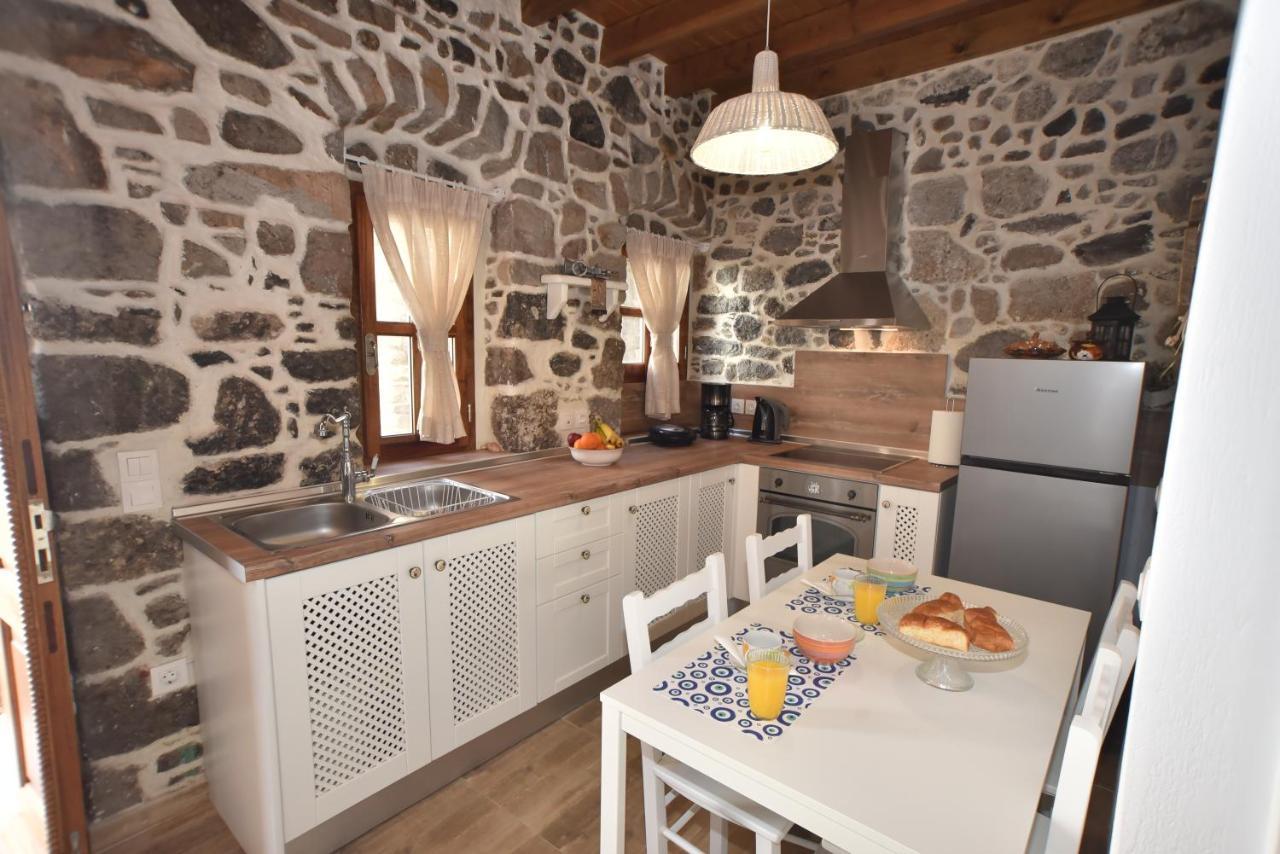 Patriko Nisyrian Guesthouse Mandrákion 外观 照片
